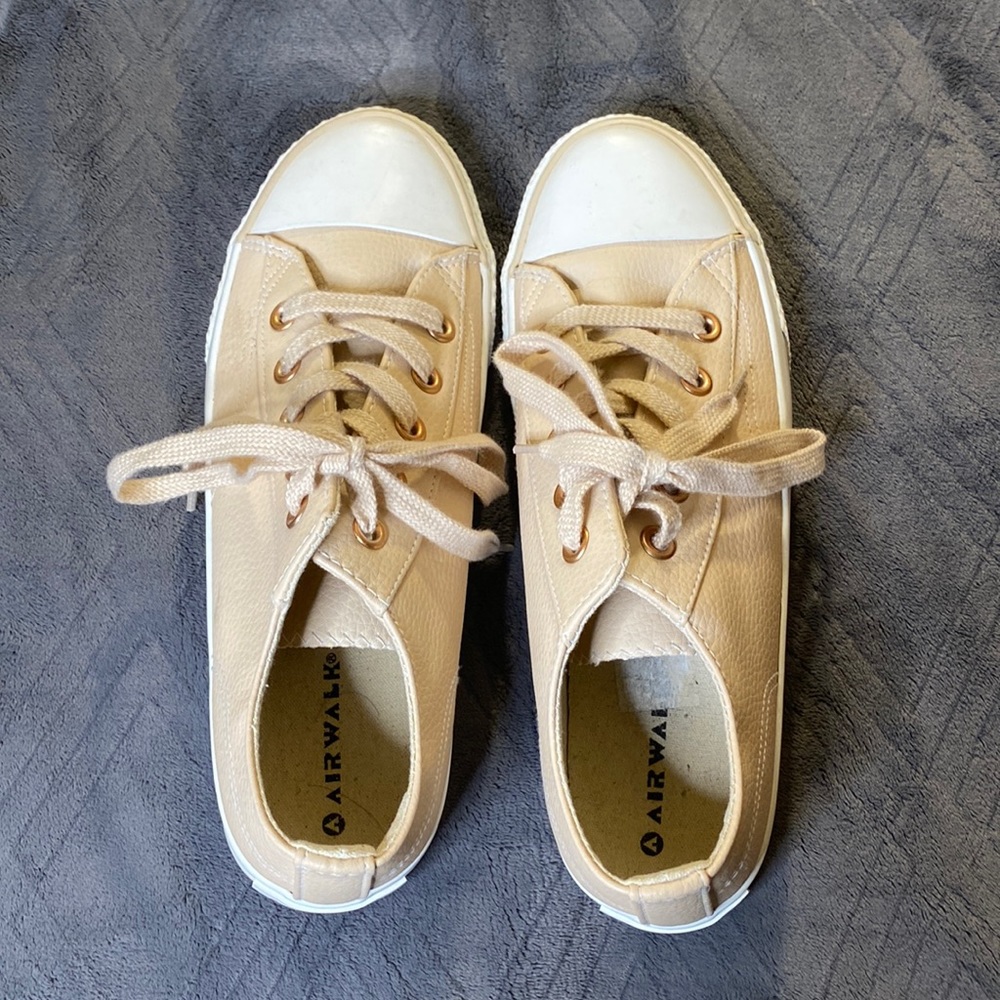 AIRWALK • Stylish Leather Sneakers 👟